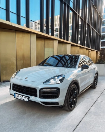 Porsche Cayenne cena 550000 przebieg: 93500, rok produkcji 2021 z Warszawa małe 121